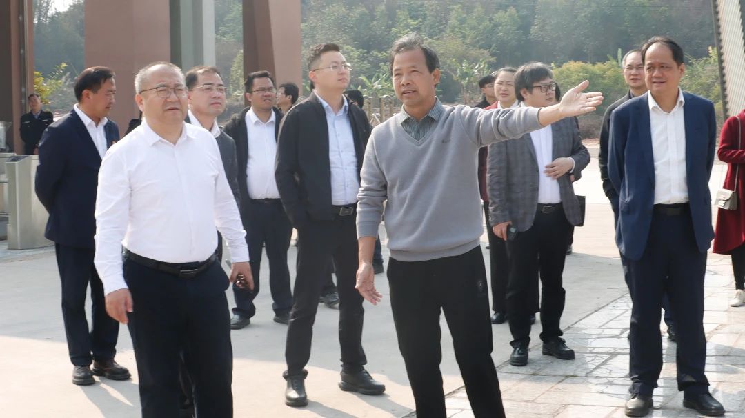 1744354873894401.jpg 8.jpg